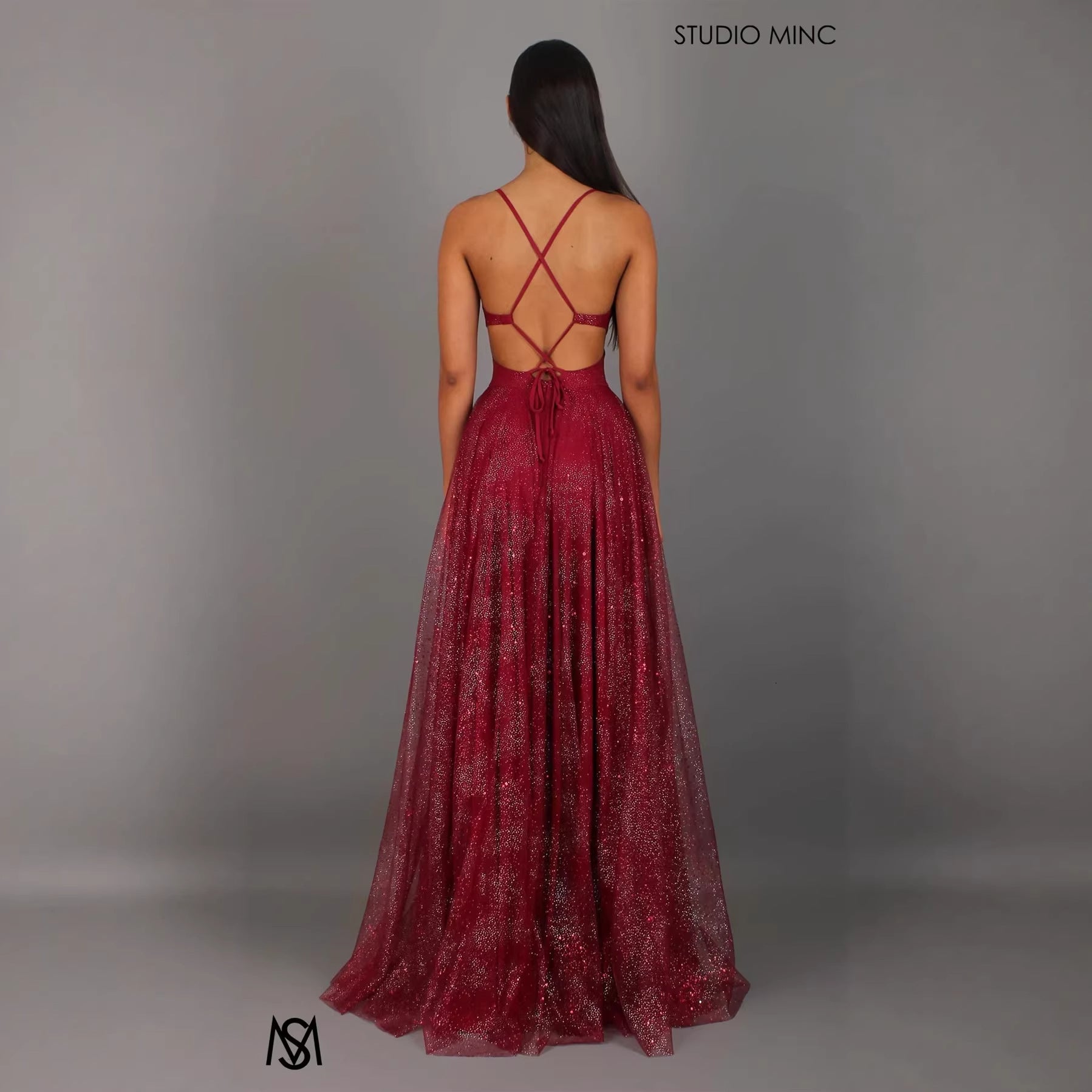 Womens Sleeveless Strapless Maxi Dress With A Flared Hem