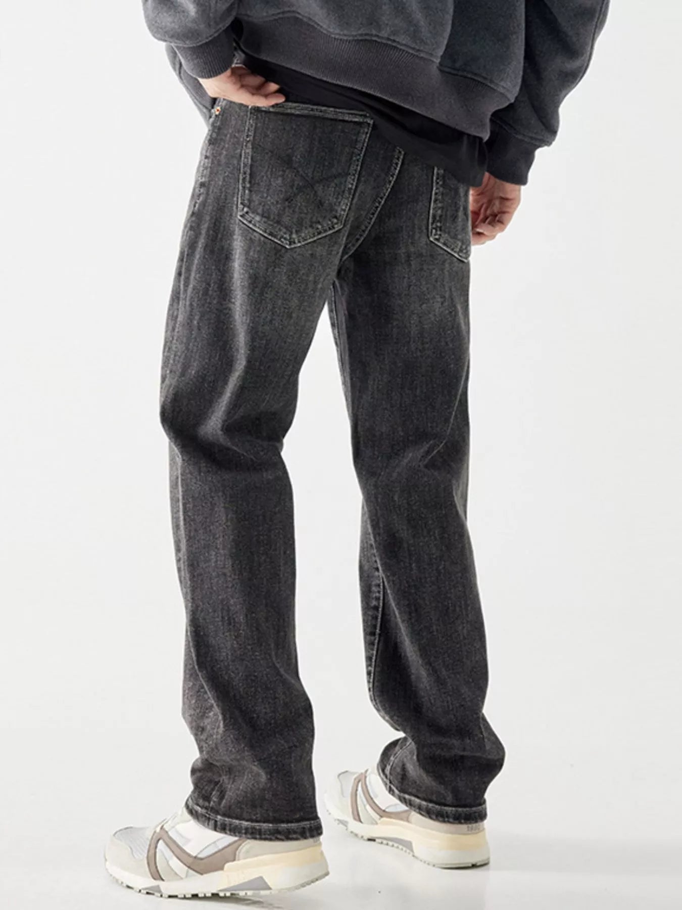 Men's light wash jeans vintage loose fit denim waist sizes 28-32