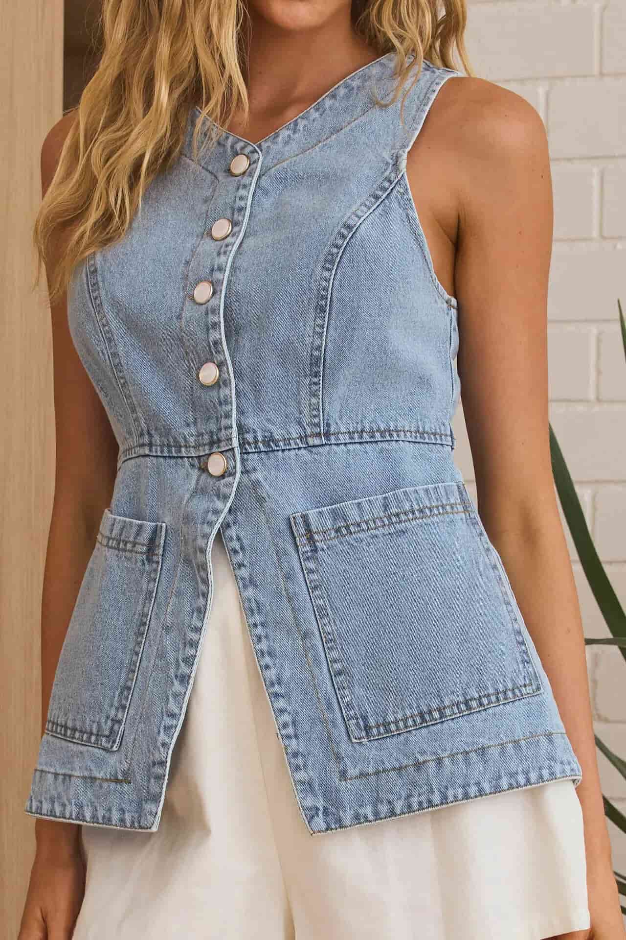 Gilet en jean sans manches à boutonnage frontal pour femme
