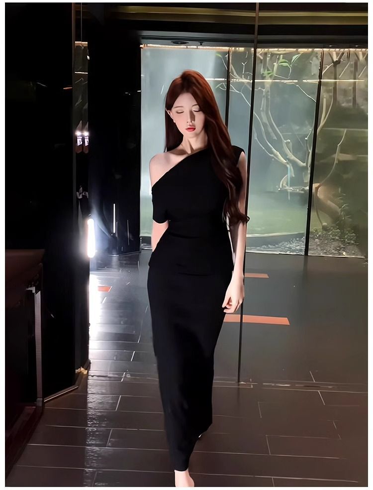 Women's Modified Slim-fit Irregular Short-sleeve Off-shoulder Dress