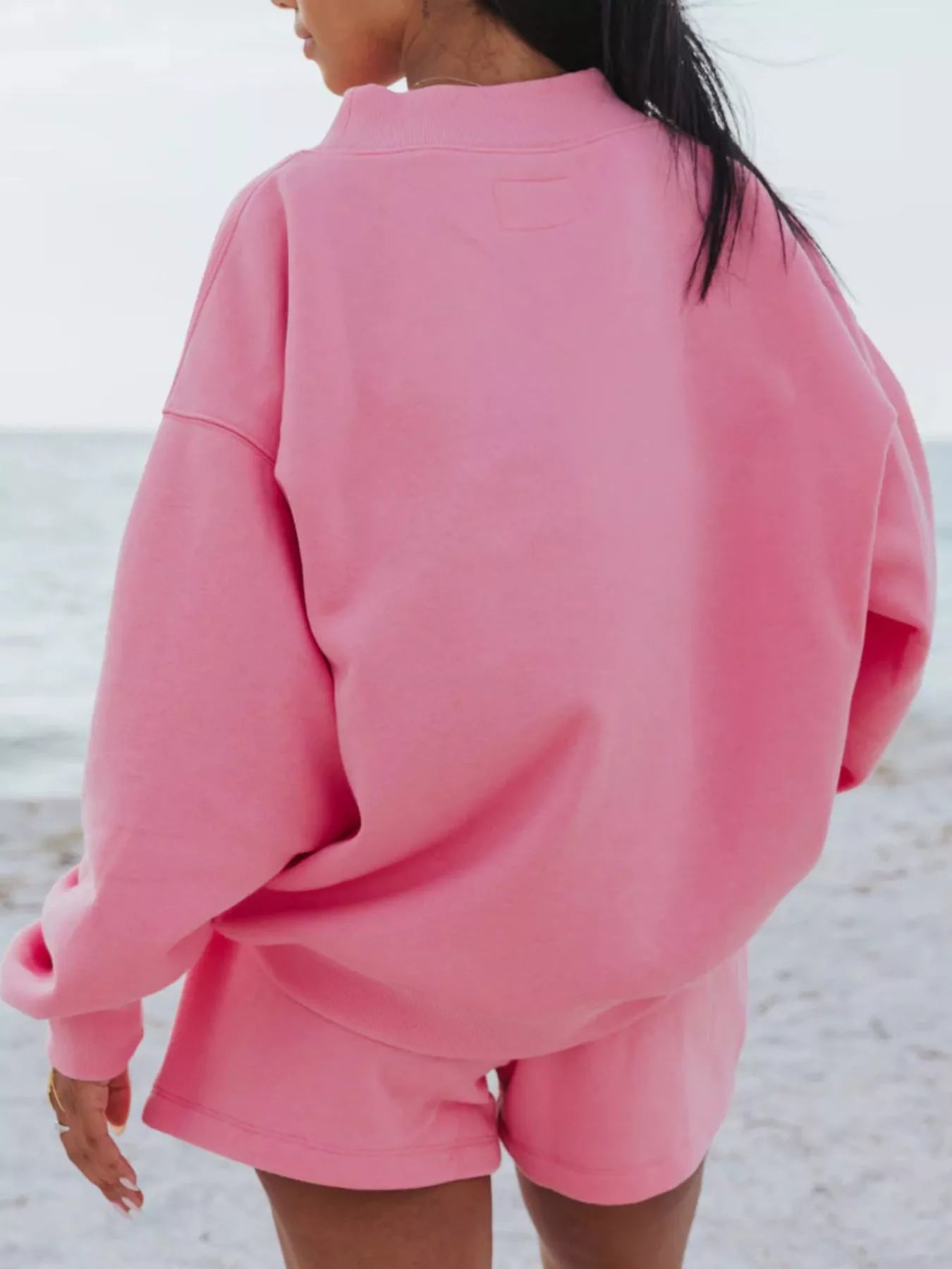 Women's shorts and sweatshirt set relaxed two-piece outfit